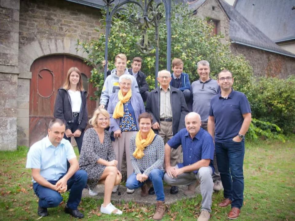 Photo 1