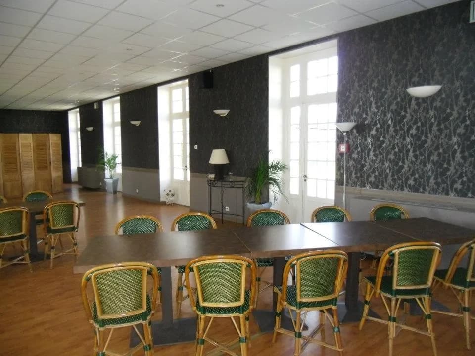 Photo 0