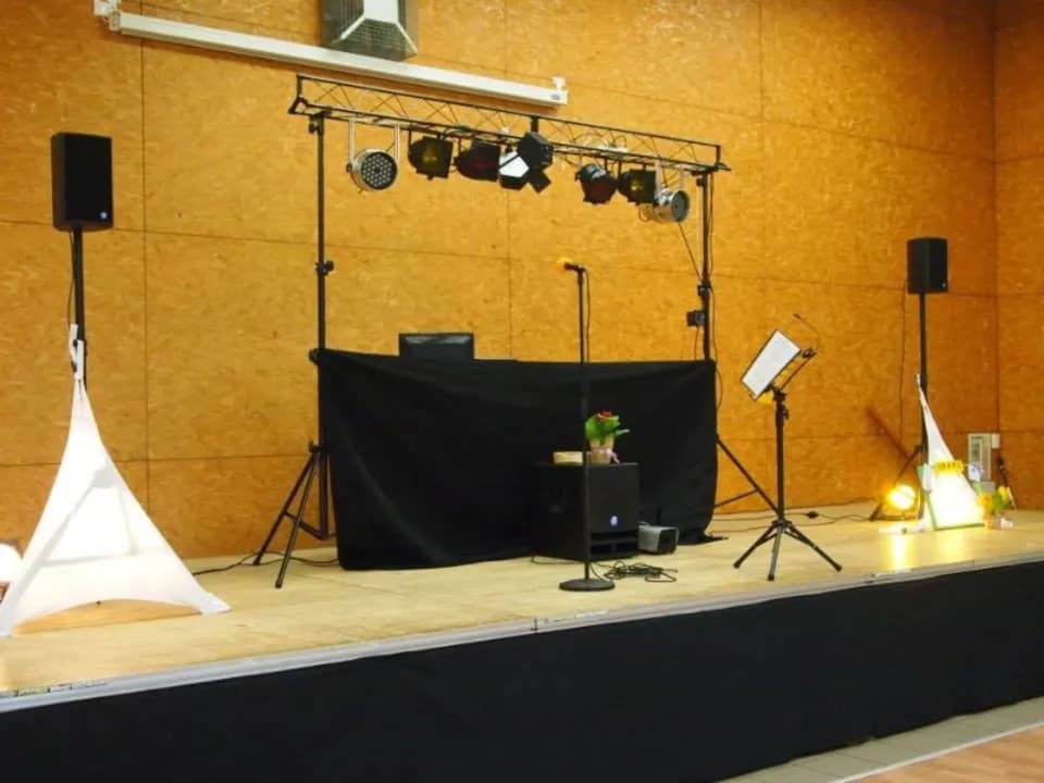 Photo 1
