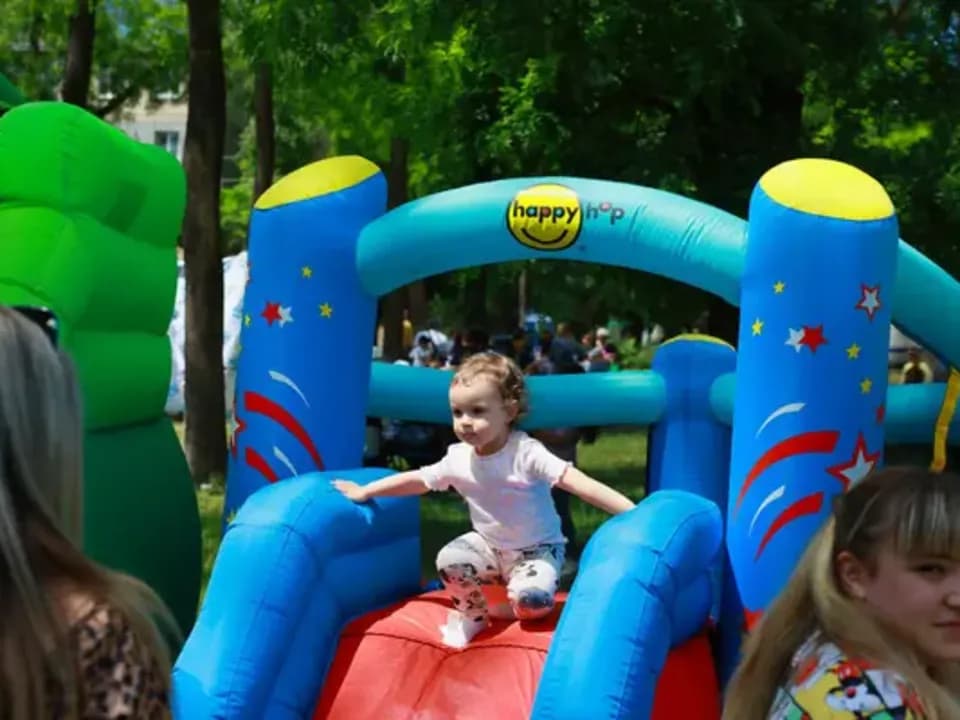 Photo 0