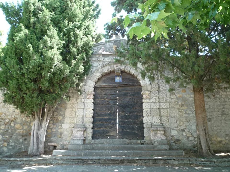 Photo 2