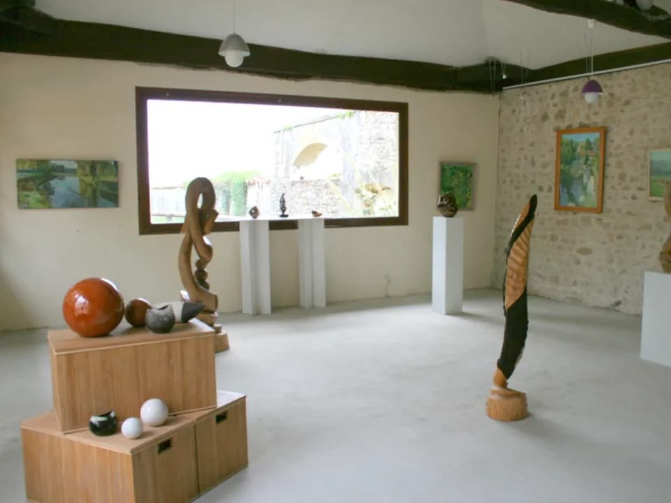 Photo 3