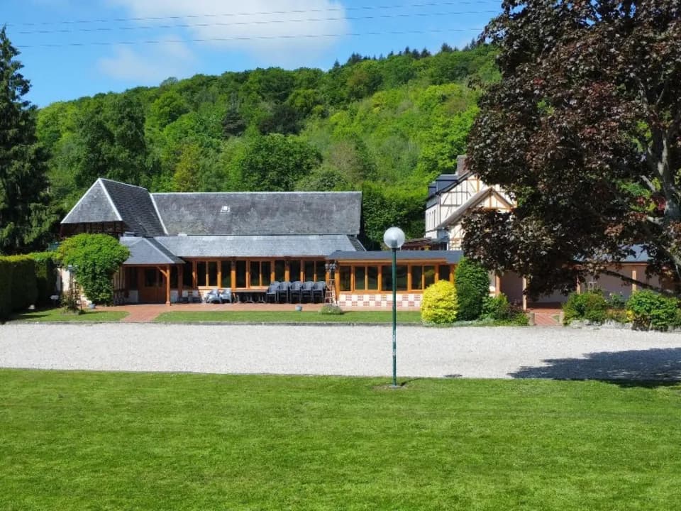 Photo 0