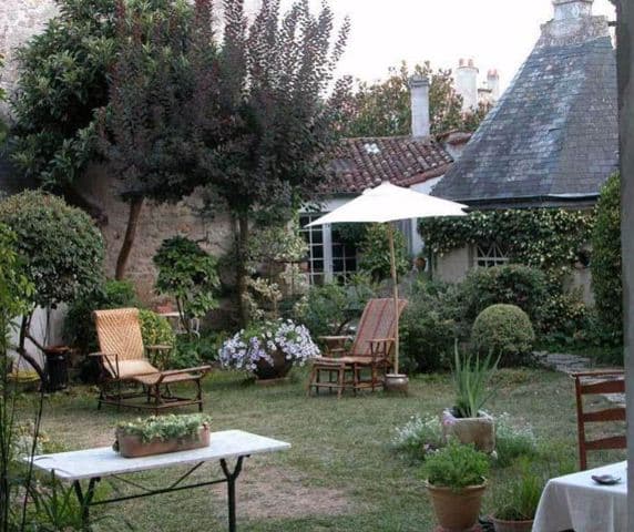Photo 0