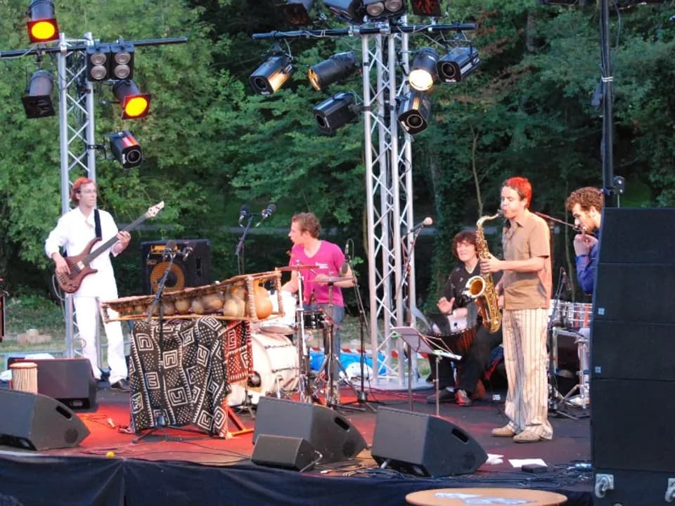Photo 3