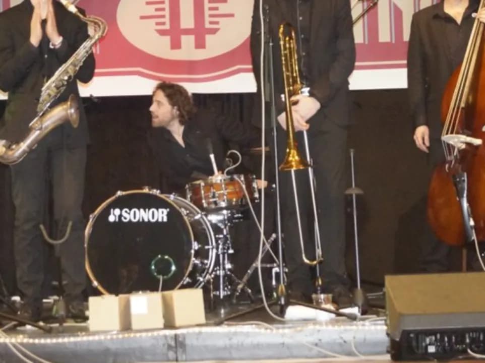 Photo 0