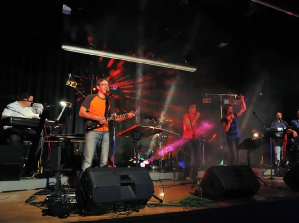 Photo 1