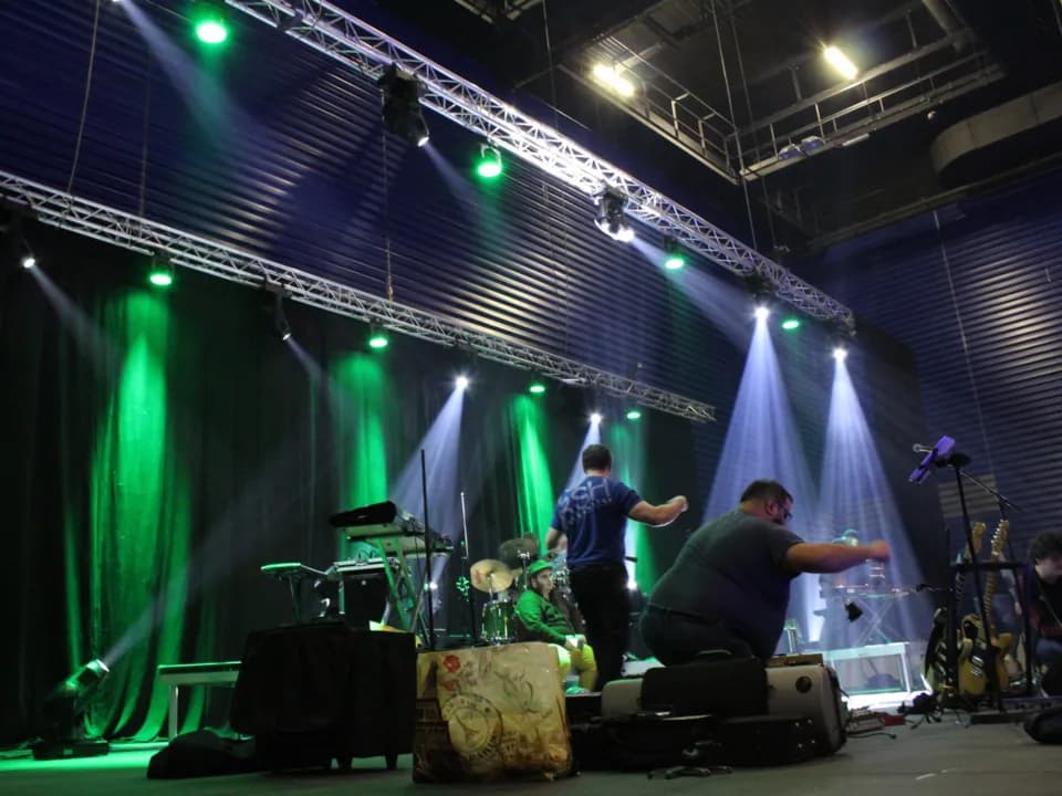 Photo 1
