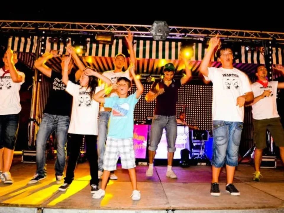 Photo 2