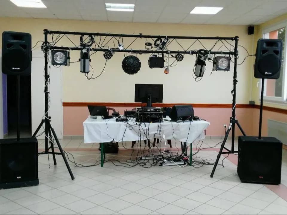 Photo 0