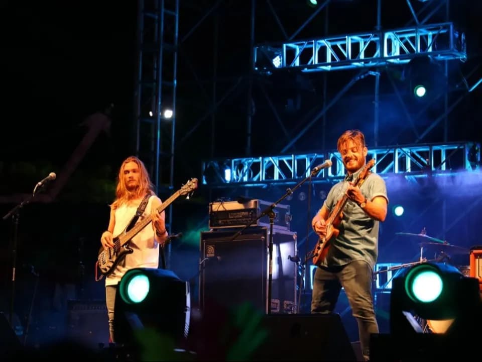 Photo 0