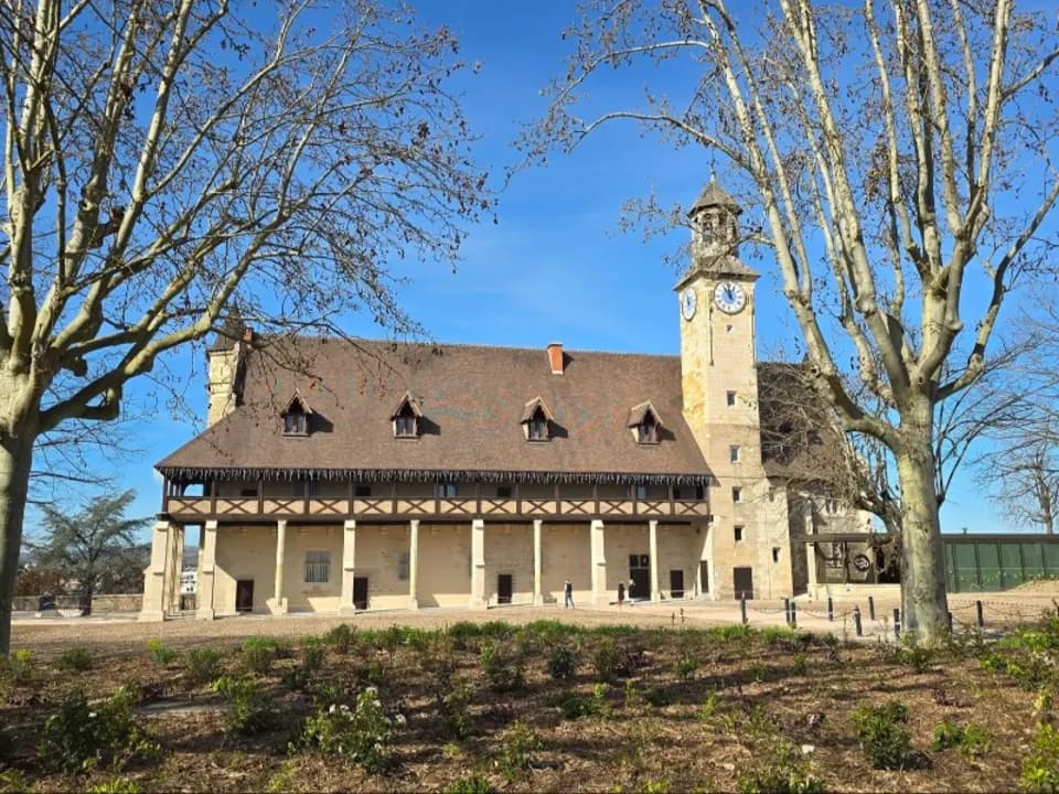 Photo 3