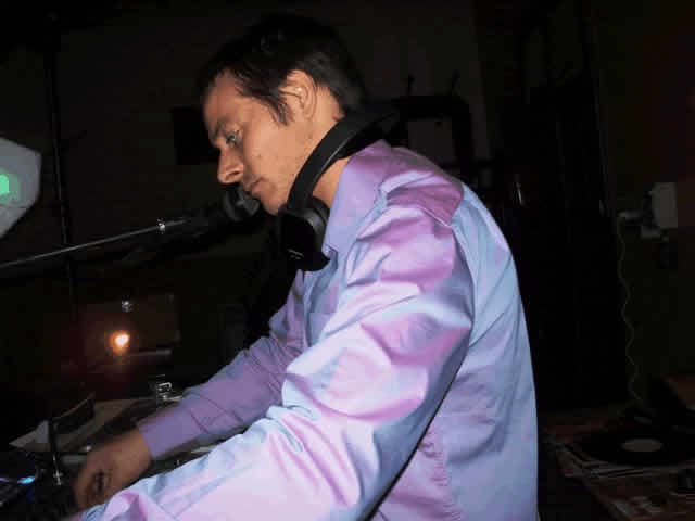 Photo 0