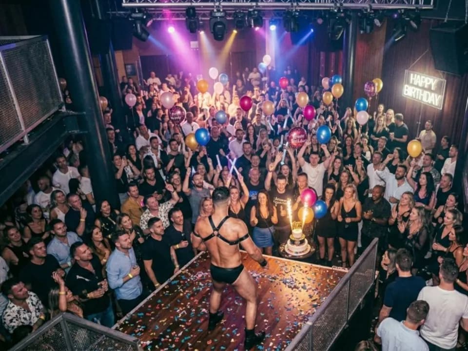Photo 4