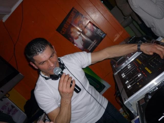 Photo 0