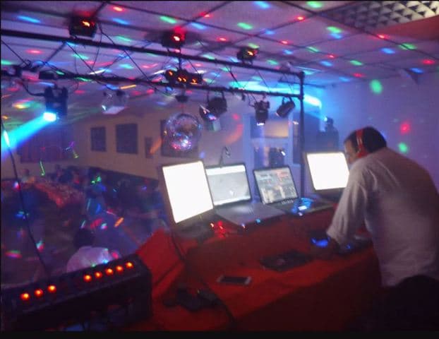 Photo 0
