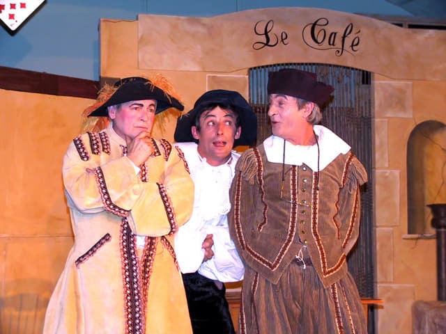 Photo 1