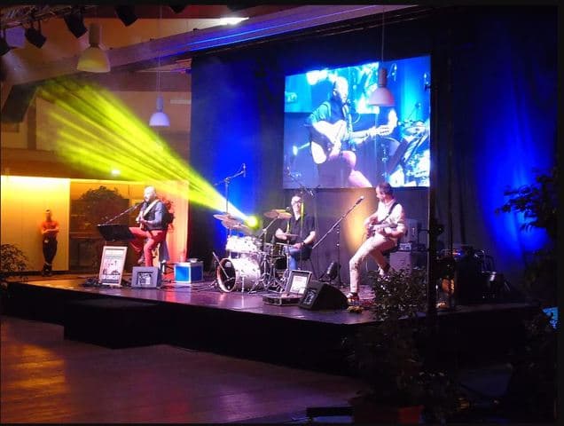 Photo 0