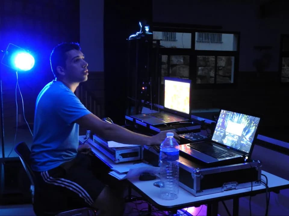 Photo 0