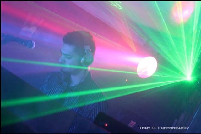Photo 0