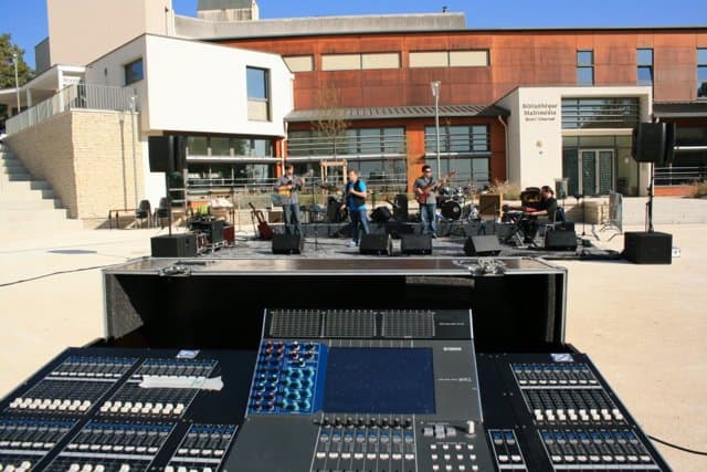 Photo 0