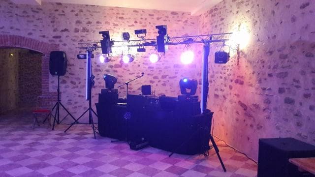 Photo 0