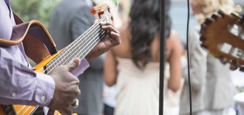 Comment choisir son Orchestre de variété