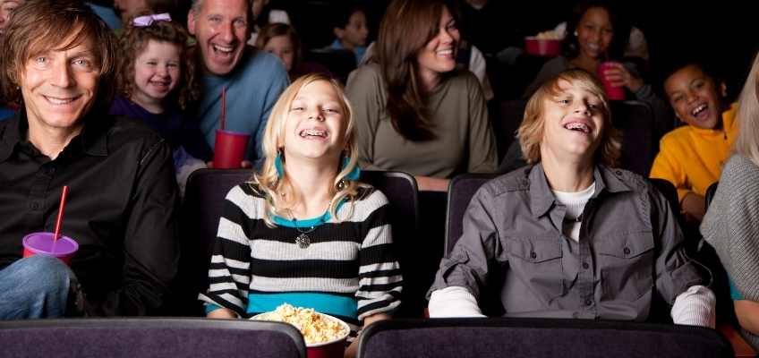 Trouver un spectacle ou animation enfants pas cher pour un arbre de Noël