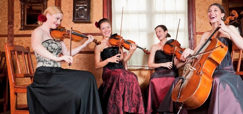 Embellir son événement d’entreprise grâce à un quatuor à cordes de musique classique