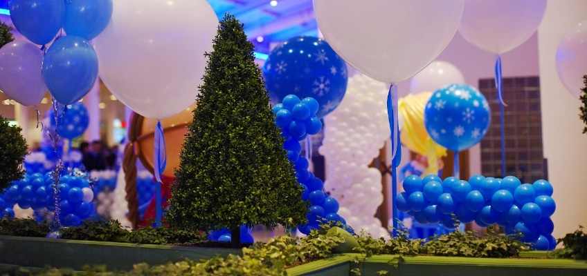 Décoration d’une salle en ballons pour mariage et fêtes