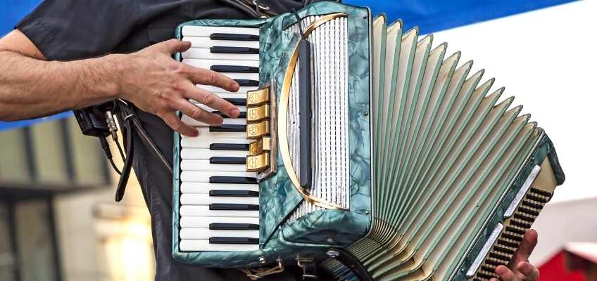 Comment choisir son Accordéoniste