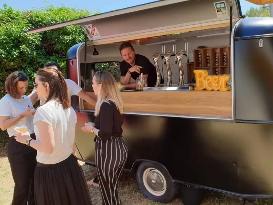 BEER TRUCK PROVENCE - CAVE À BIÈRE & BAR