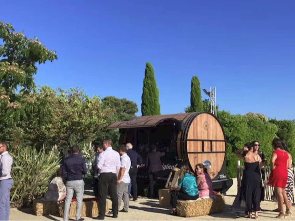 LE COUP DE FOUDRE EST UN WINE TRUCK