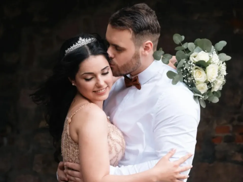 SALEEN PHOTOS ET VIDÉOS