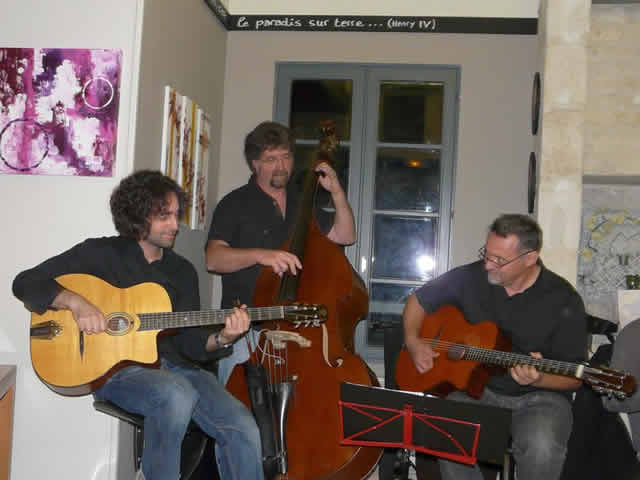 zik zag trio