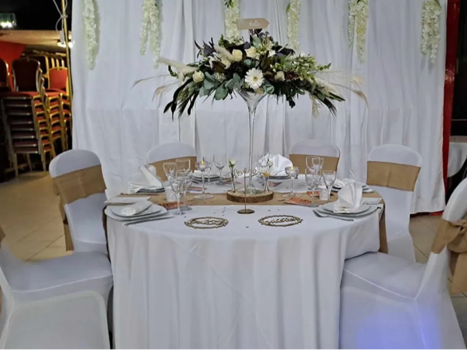 LE MONDE DE SÉVERINE