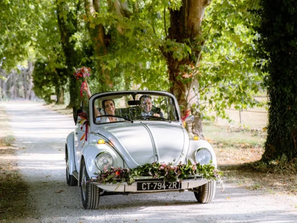 WEDDING CAR