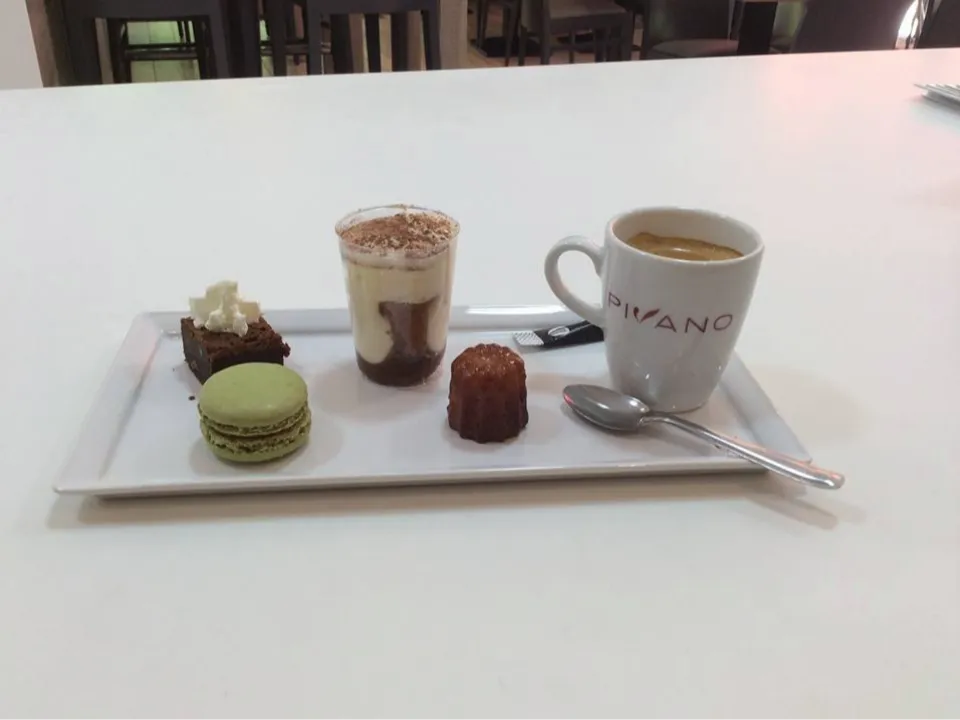 PIVANO