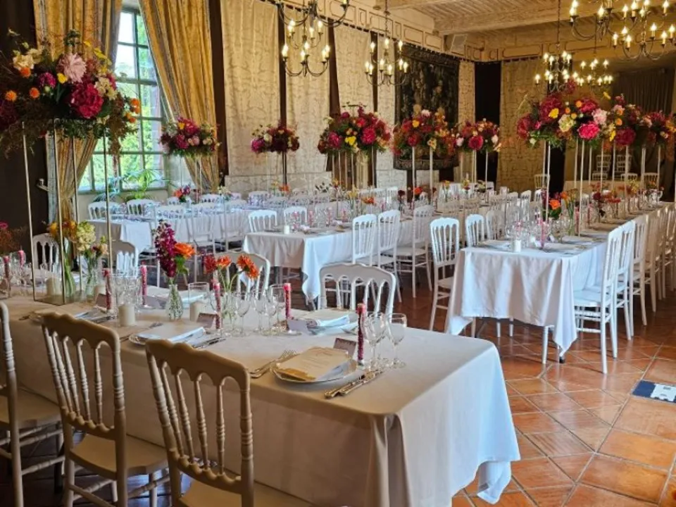 CHÂTEAU ROYAL DE SAINT-SATURNIN