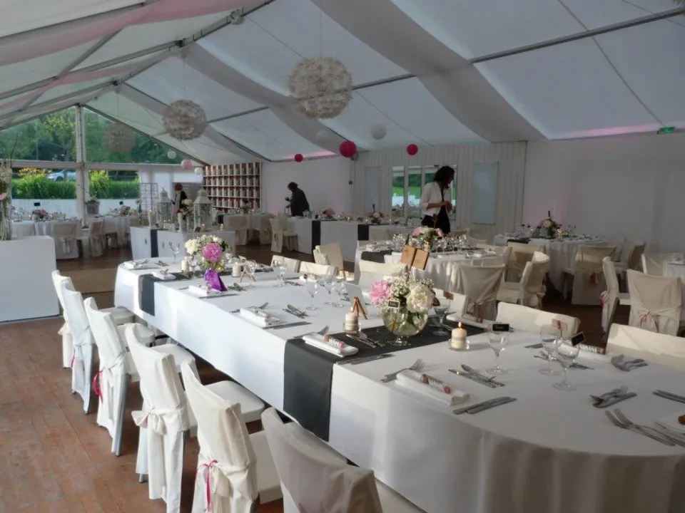 Naudo Beach Club