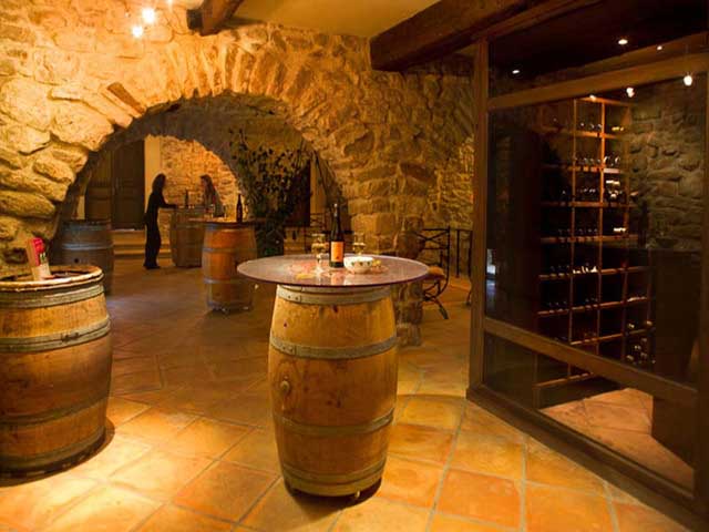 CHÂTEAU DE JONQUIÈRES