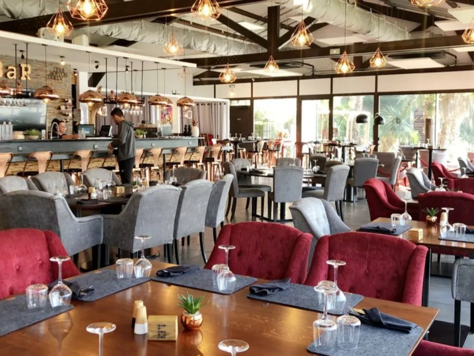 LE ROYAL PROVENCE RÉCEPTIONS