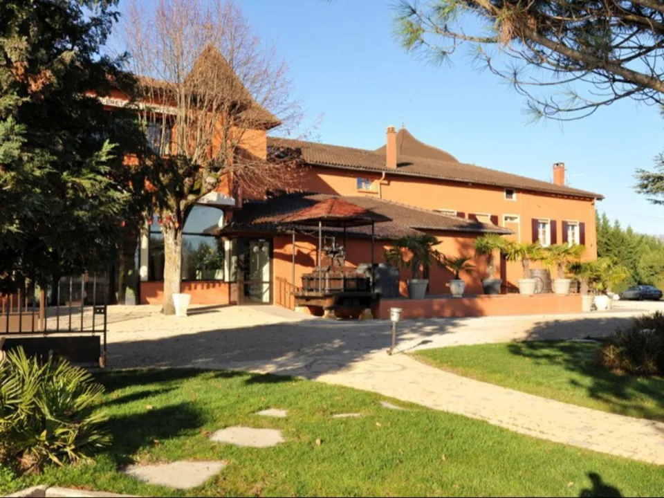 CHÂTEAU DE BLACERET ROY