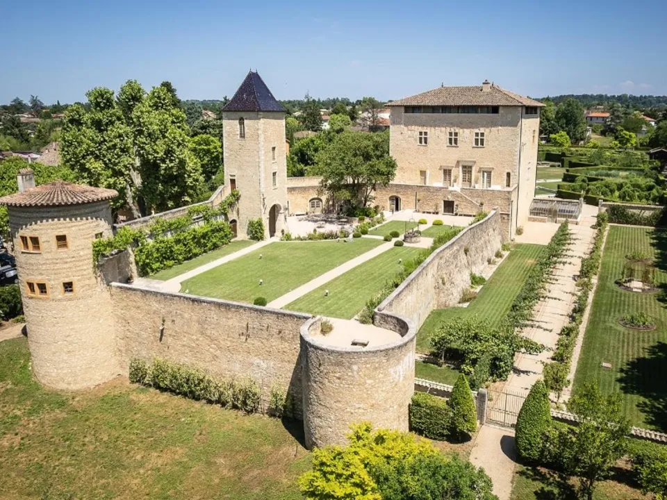 CHÂTEAU DE SAINT BERNARD