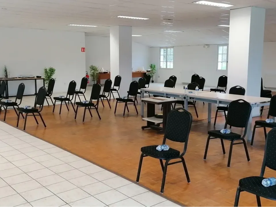 LE ROCHER DES MARAIS