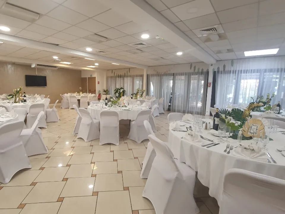 L'ÉTANG DES SAVEURS