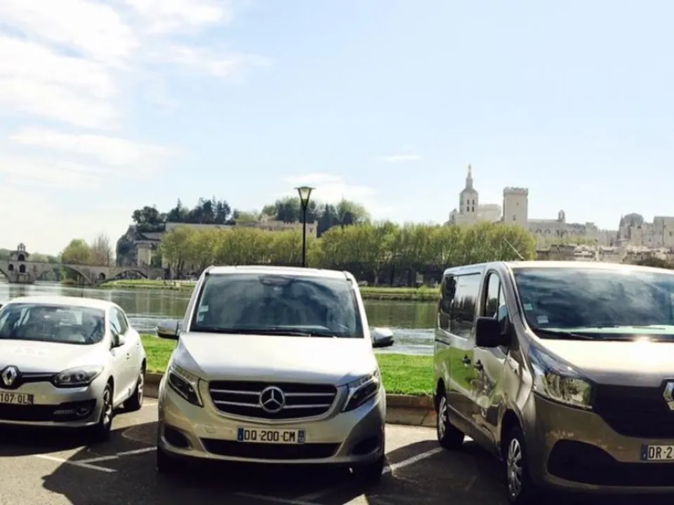 ELORA TOURS PROVENCE