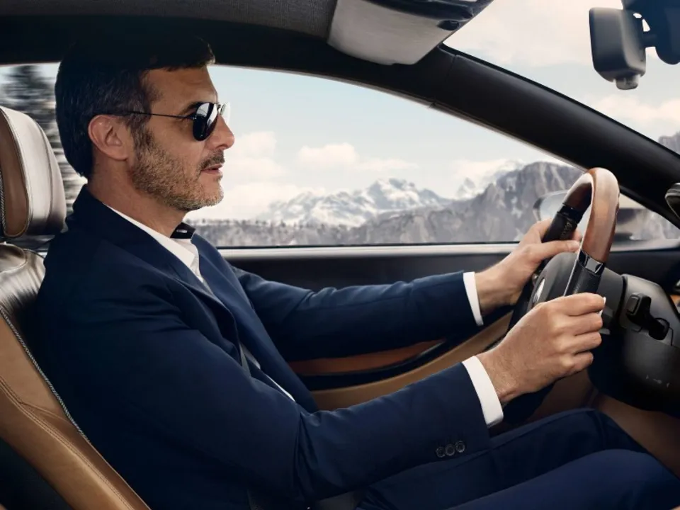 LUXURY DRIVER SERVICES