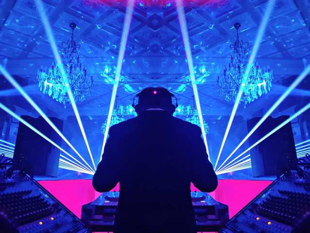 LIGHT SON PRODUCTION