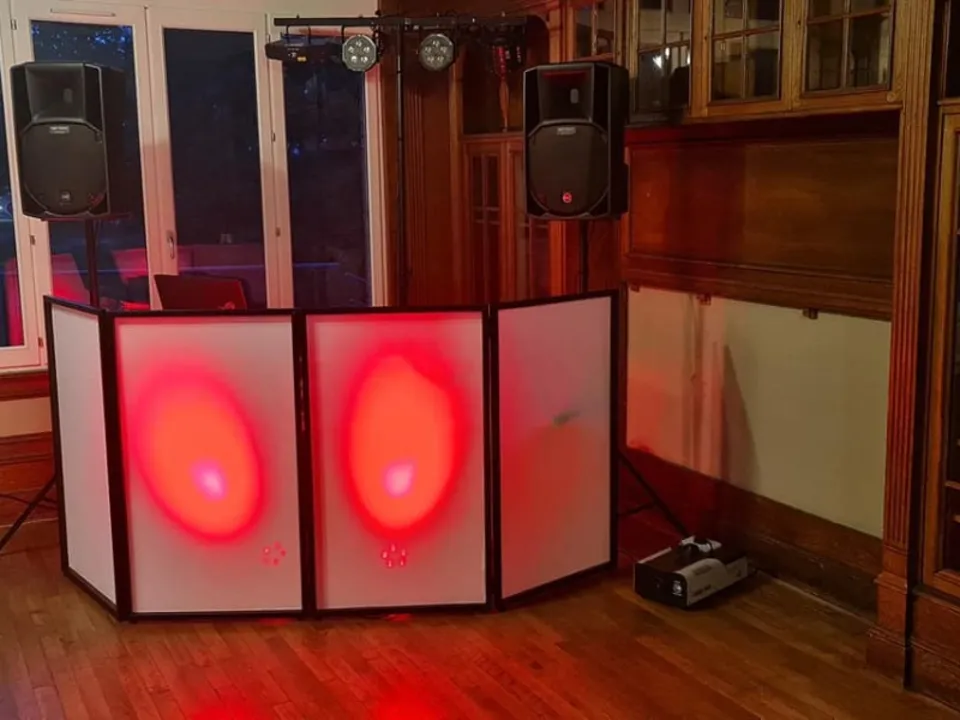 DJ VOCAL ANIMATION